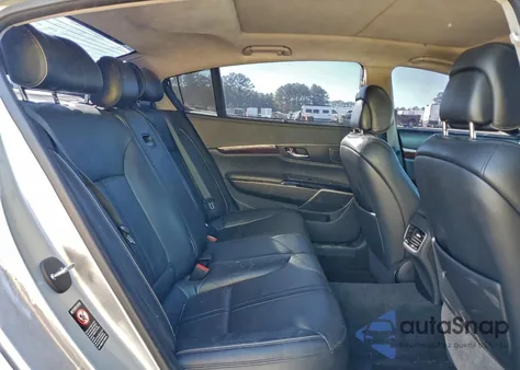 2015 Kia K900 из США, поврежденный, VIN KNALW4D4XF6022137